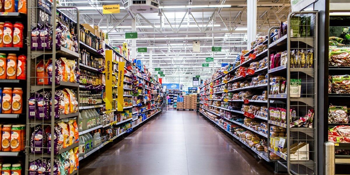 Photo of a grocery store